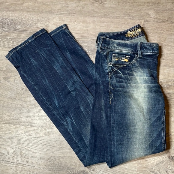 NWOT EXPRESS ZELDA SLIM FIT ULTRA LOW RISE BARELY BOOTCUT SIZE 2 JEANS - Picture 2 of 9